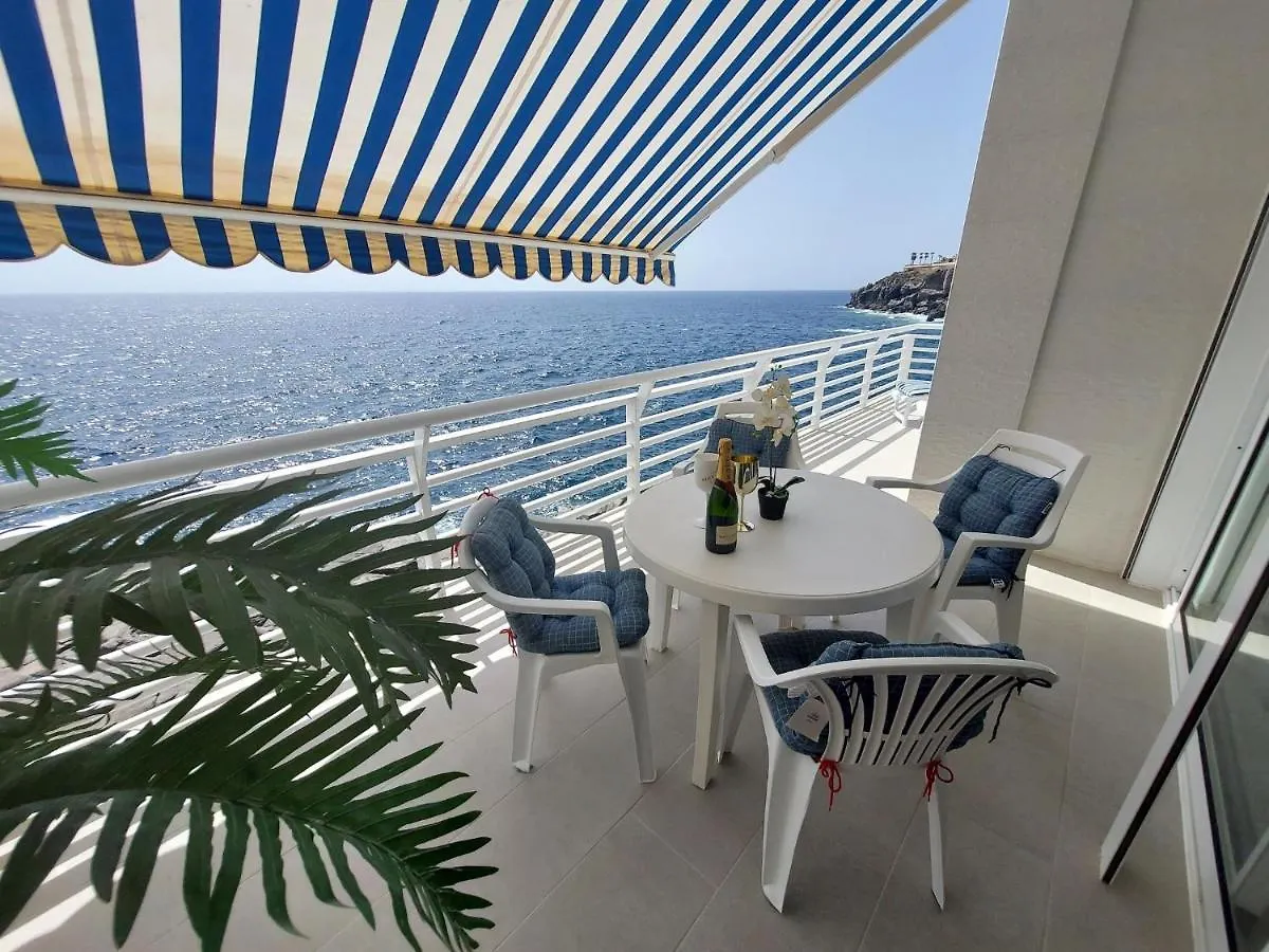 Love Boat Deluxe Experience Callao Salvaje